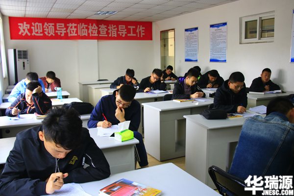 二手车鉴定评估师竟这么多人考，有什么蹊跷？