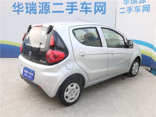 万元加塞小狂魔?迷你小长安—国产省油好停车,买菜代步女司机利器