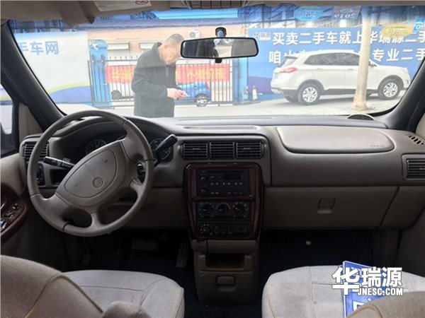 别克GL8 自动豪华型,动力强劲,空间舒适