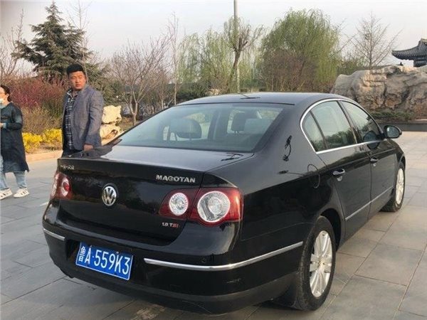 六万一千八经典迈腾开回家