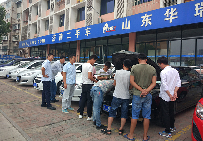 二手车鉴定评估师们一天都说的什么?是如何工作的?