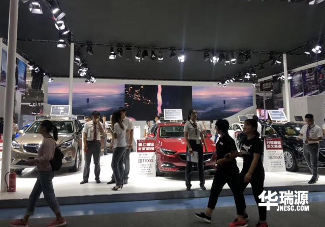 汽车展会第一天，理性消费买车卖车如何更划算