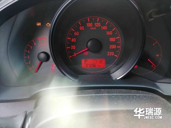 经济性两厢车—本田飞度，省油空间大，车子的状况好