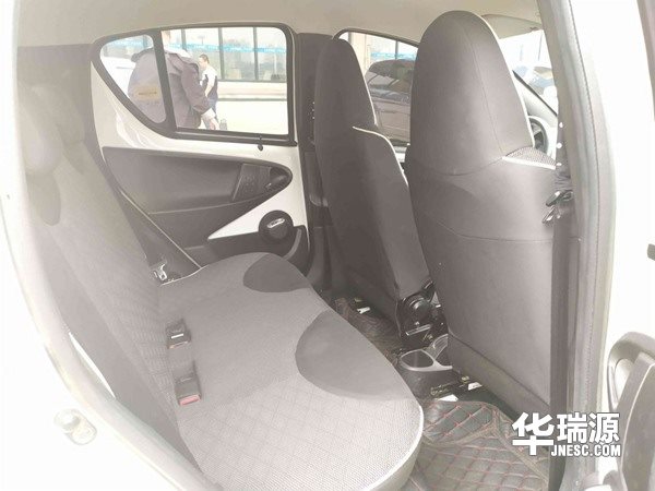 2万元二手车，比亚迪F0，经济省油，保值畅销代步小车