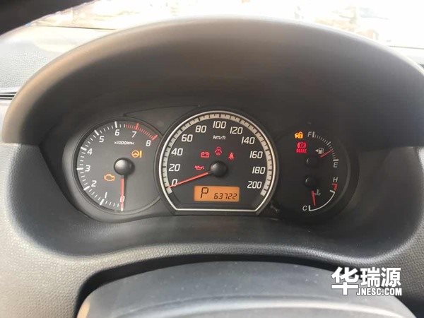 2009款铃木雨燕,外观运动时髦,经济省油