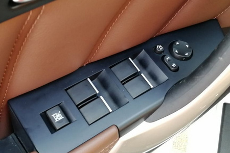 阿坝二手哈弗H9 2015款 2.0T 手自一体 标准型 五座