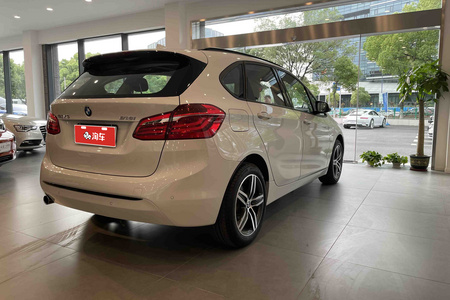 上海二手宝马2系旅行车 2016款 218i 1.5T 手自一体 运动设计套装
