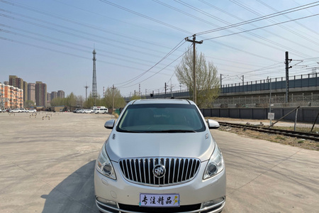 丹东二手别克GL8 2011款 豪华商务车 2.4 LT 行政版
