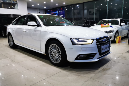 自贡二手奥迪A4L 2013款 35 TFSI 自动 技术型