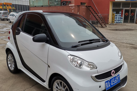 呼和浩特二手smart fortwo 2013款 1.0L MHD 新年特别版