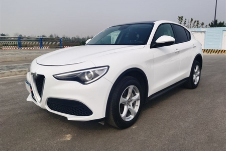 铜川二手阿尔法·罗密欧Stelvio 2017款 2.0T 200HP 精英版
