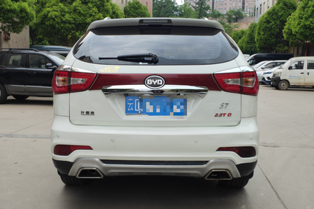 曲靖二手比亚迪S7 2015款 2.0TID 手自一体 尊贵型 7座 升级版