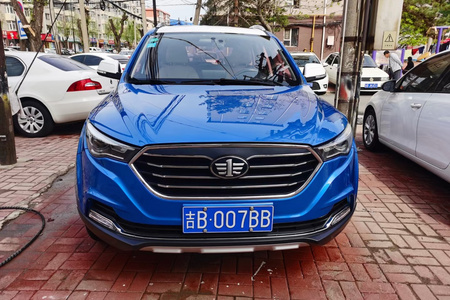 吉林二手奔腾X40 2017款 1.6L 手自一体 尊贵致酷版