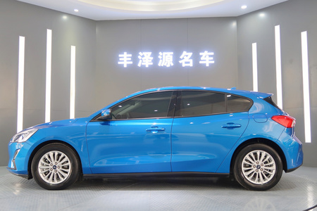 襄阳二手福特福克斯 2019款 两厢 EcoBoost180 手自一体 锋潮版 国V