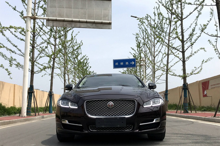 南京二手捷豹XJ 2016款 XJL 3.0SC 手自一体 两驱 典雅商务版