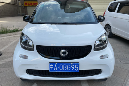 石嘴山二手smart fortwo 2015款 1.0L 52千瓦硬顶激情版