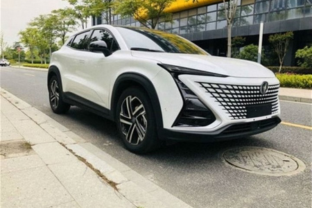 红河二手长安UNI二手T 2020款 1.5T 双离合 豪华型