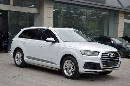 南京二手奥迪Q7 2016款 40 TFSI S line 运动版