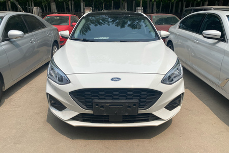 天津二手福特福克斯 2021款 三厢 EcoBoost 180 自动 锋潮型