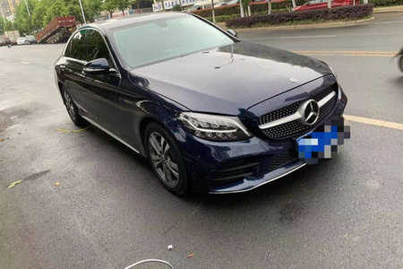 济宁二手奔驰C级 2019款 C 180 L 时尚版 运动轿车