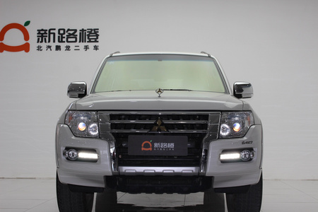 东营二手三菱帕杰罗 2018款 帕杰罗97 GLS3.8L 五门中东版 天窗自动