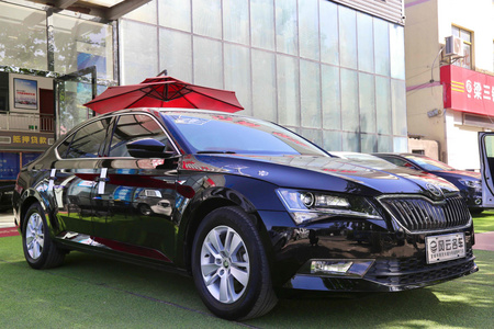 襄阳二手斯柯达速派 2016款 TSI280 双离合 前行版