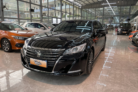 遵义二手丰田皇冠 2018款 2.0T 运动版