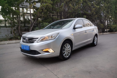 曲靖二手长安逸动 2013款 1.6L 手动 豪华型 京5