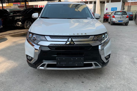 桂林二手三菱欧蓝德 2019款 2.4L CVT 四驱 致享版 5座 国V