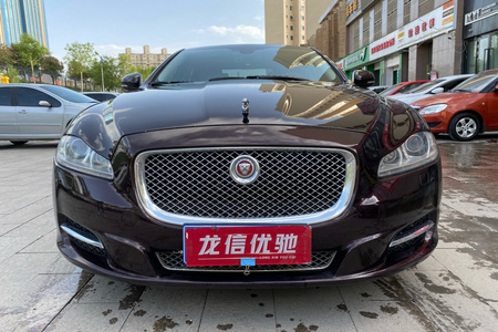乌鲁木齐二手捷豹XJ 2014款 3.0SC 手自一体 两驱 全景商务版