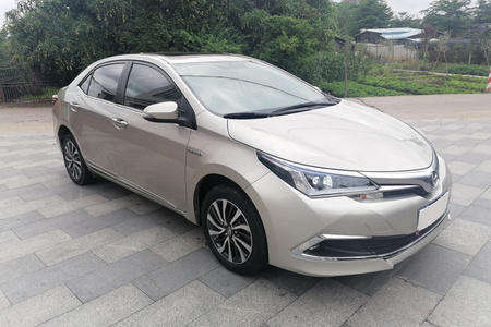 梅州二手丰田卡罗拉 2017款 改款 双擎 1.8L E二手CVT 豪华版