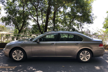 深圳二手宝马7系 2005款 740Li 4.0L 手自一体