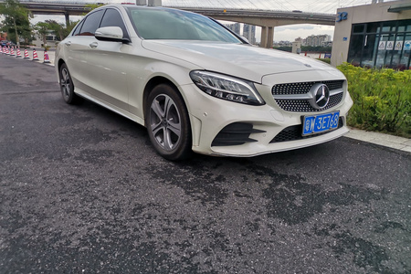广州二手奔驰C级 2020款 改款 C 260 L 运动版