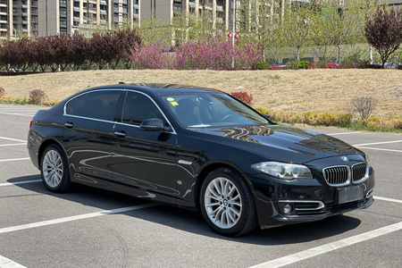 威海二手宝马5系 2014款 525Li 2.0T 手自一体 豪华设计套装