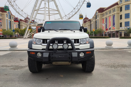 咸宁二手北京BJ40 2016款 BJ40L 2.3T 手自一体 四驱 尊享版