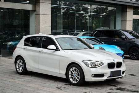 南京二手宝马1系 2012款 118i 1.6T 手自一体 领先型