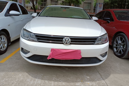 荆州二手大众凌渡 2015款 1.4T DSG 230TSI 风尚版