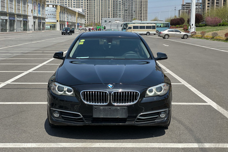 威海二手宝马5系 2014款 525Li 2.0T 手自一体 豪华设计套装