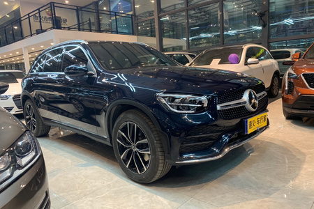 遵义二手奔驰GLC 2021款 GLC 260 L 4MATIC 豪华型