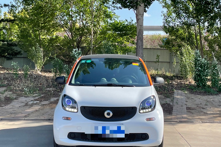 唐山二手smart fortwo 2018款 1.0L 52千瓦硬顶灵动版
