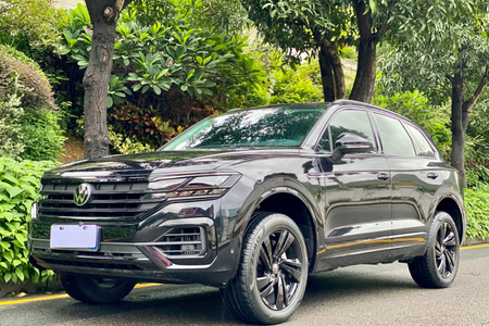 深圳二手大众途锐 2021款 3.0TSI 锐享版 曜黑运动套装