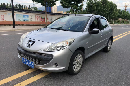 丽水二手标致207 2011款 两厢 1.4L 手动 驭乐版