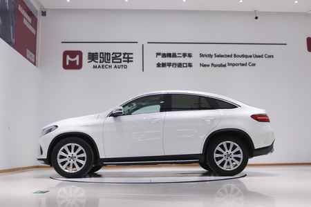 鹤壁二手奔驰GLE 2018款 3.0T 自动 320 4MATIC 轿跑SUV