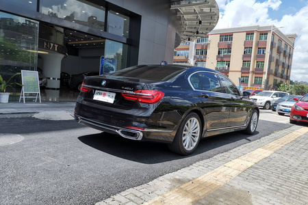 深圳二手宝马7系 2018款 730Li 2.0T 手自一体 领先版 卓越套装