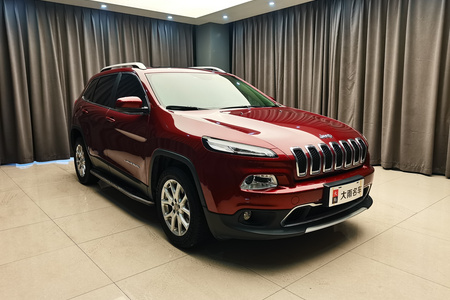 秦皇岛二手Jeep自由光 2017款 2.0L 两驱 优越版