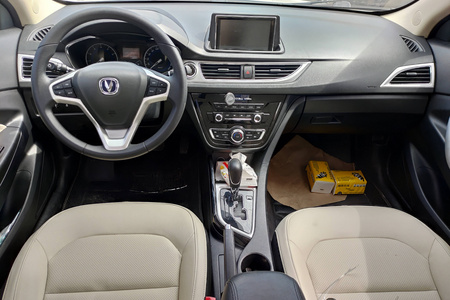 信阳二手长安悦翔V7 2015款 1.6L 自动 乐趣型 国5