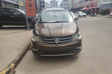 楚雄二手宝骏730 2014款 1.5L 手动 豪华型 7座