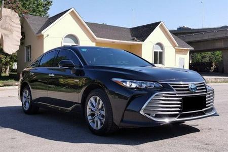 武汉二手丰田亚洲龙 2019款 双擎 2.5L E二手CVT Limited旗舰版 国VI