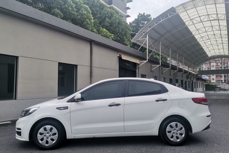芜湖二手起亚K2 2015款 三厢 1.4L 自动 GLS