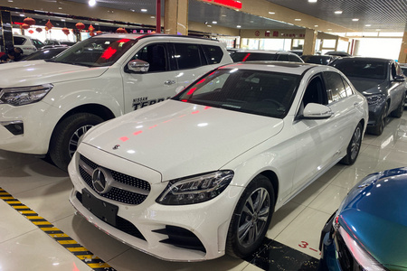 普洱二手奔驰C级 2019款 C 180 L 动感版 运动轿车